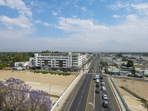 6625 Reseda Blvd, Reseda, CA - aerial  map view