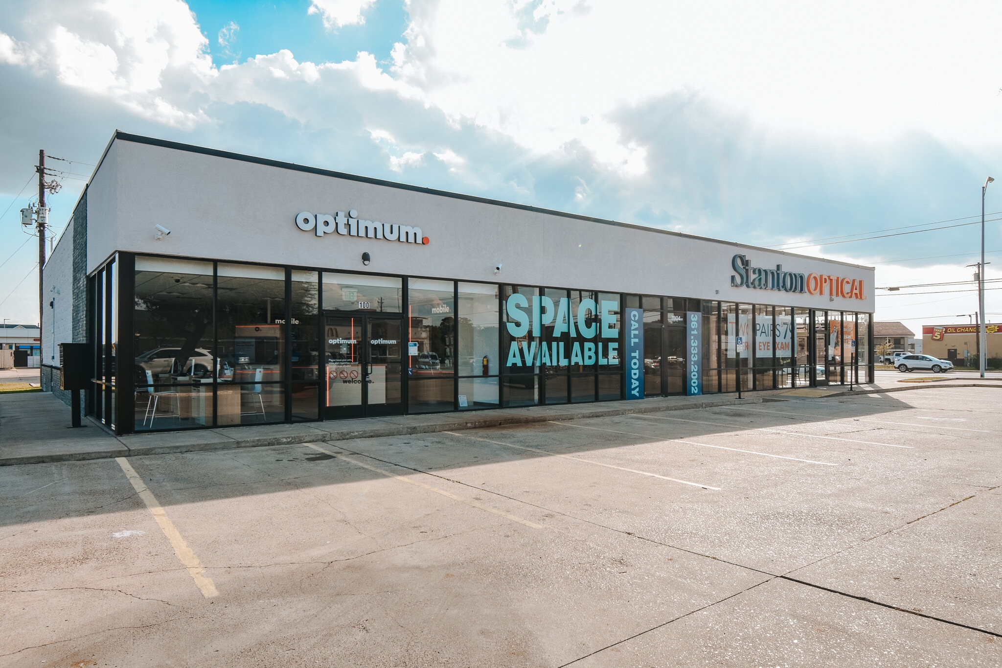 7804 N Navarro St, Victoria, TX for lease Building Photo- Image 1 of 4