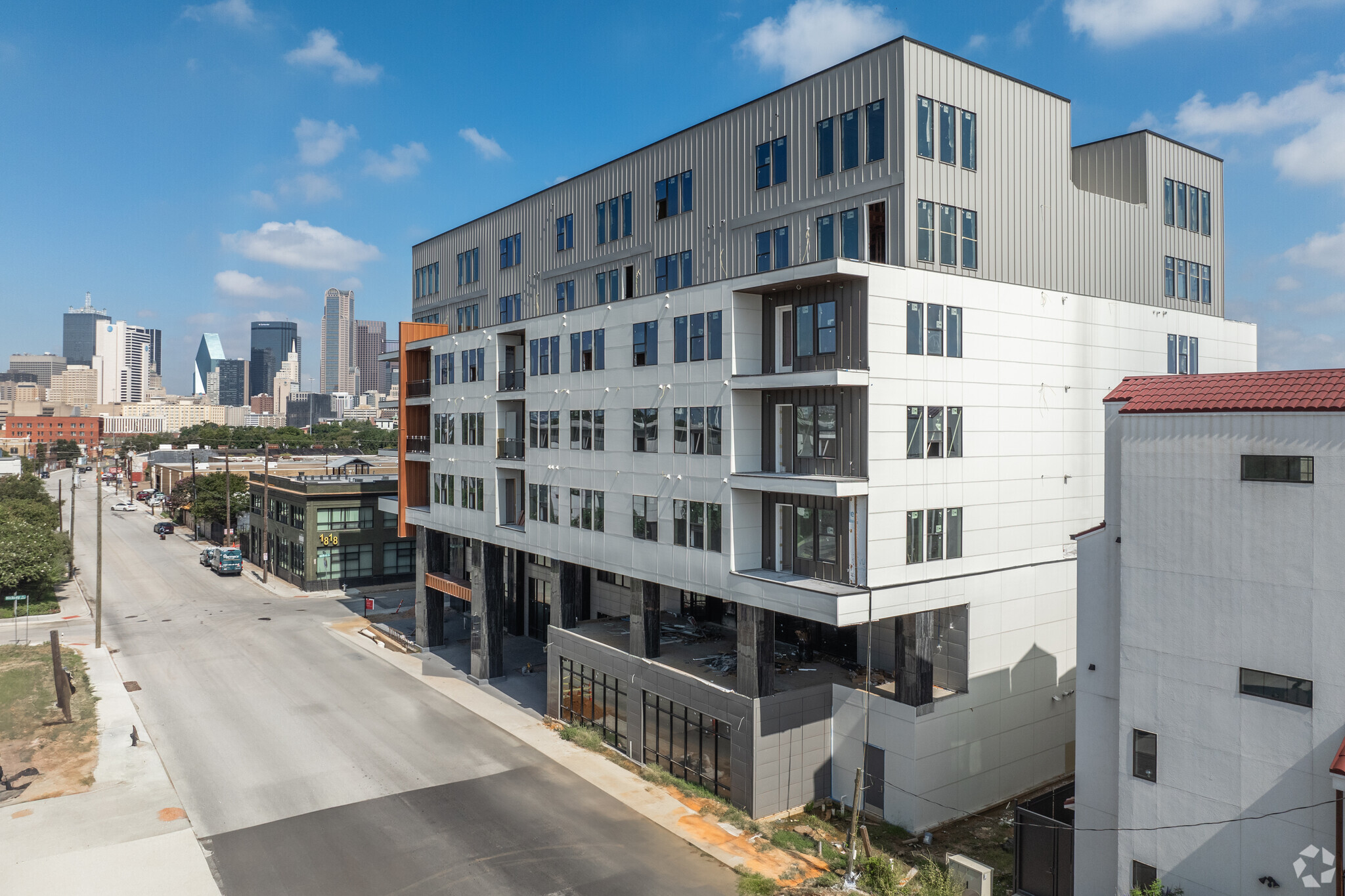 1900 S Ervay St, Dallas, TX for lease Building Photo- Image 1 of 30