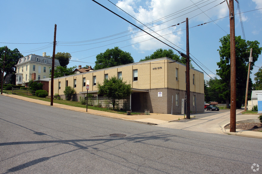 112-116 W Baltimore St, Hagerstown, MD for sale - Primary Photo - Image 1 of 8