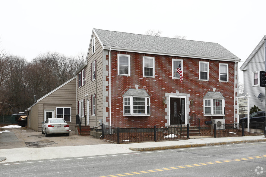 231 Bussey St, Dedham, MA for sale - Building Photo - Image 1 of 1