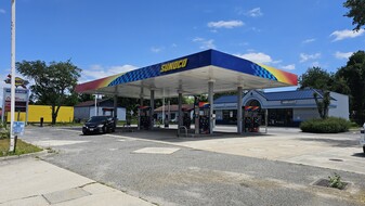 551 Cassat Ave, Jacksonville FL - Gas Station