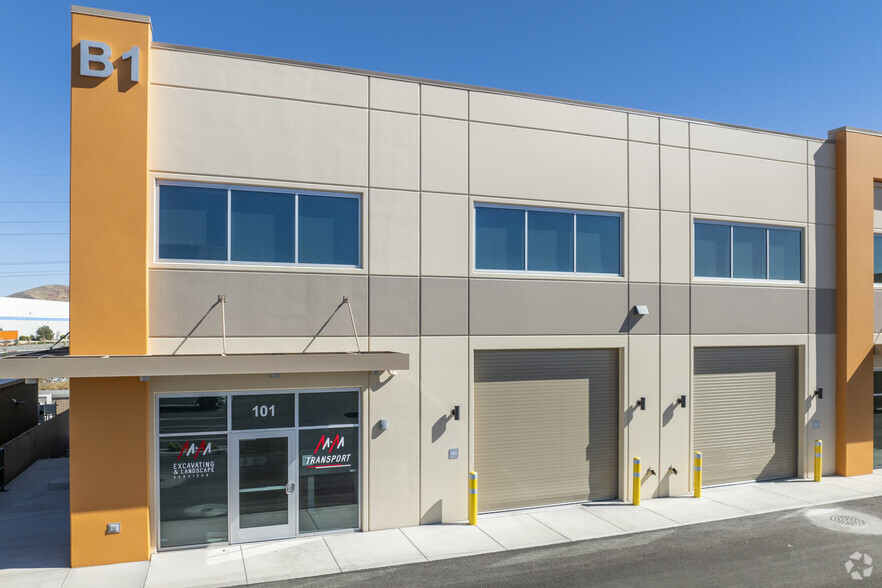 180 Design Pl, Sparks, NV for lease - Building Photo - Image 2 of 7