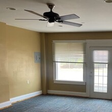 117-123 Brawley Ave, Mooresville, NC for lease Interior Photo- Image 2 of 5
