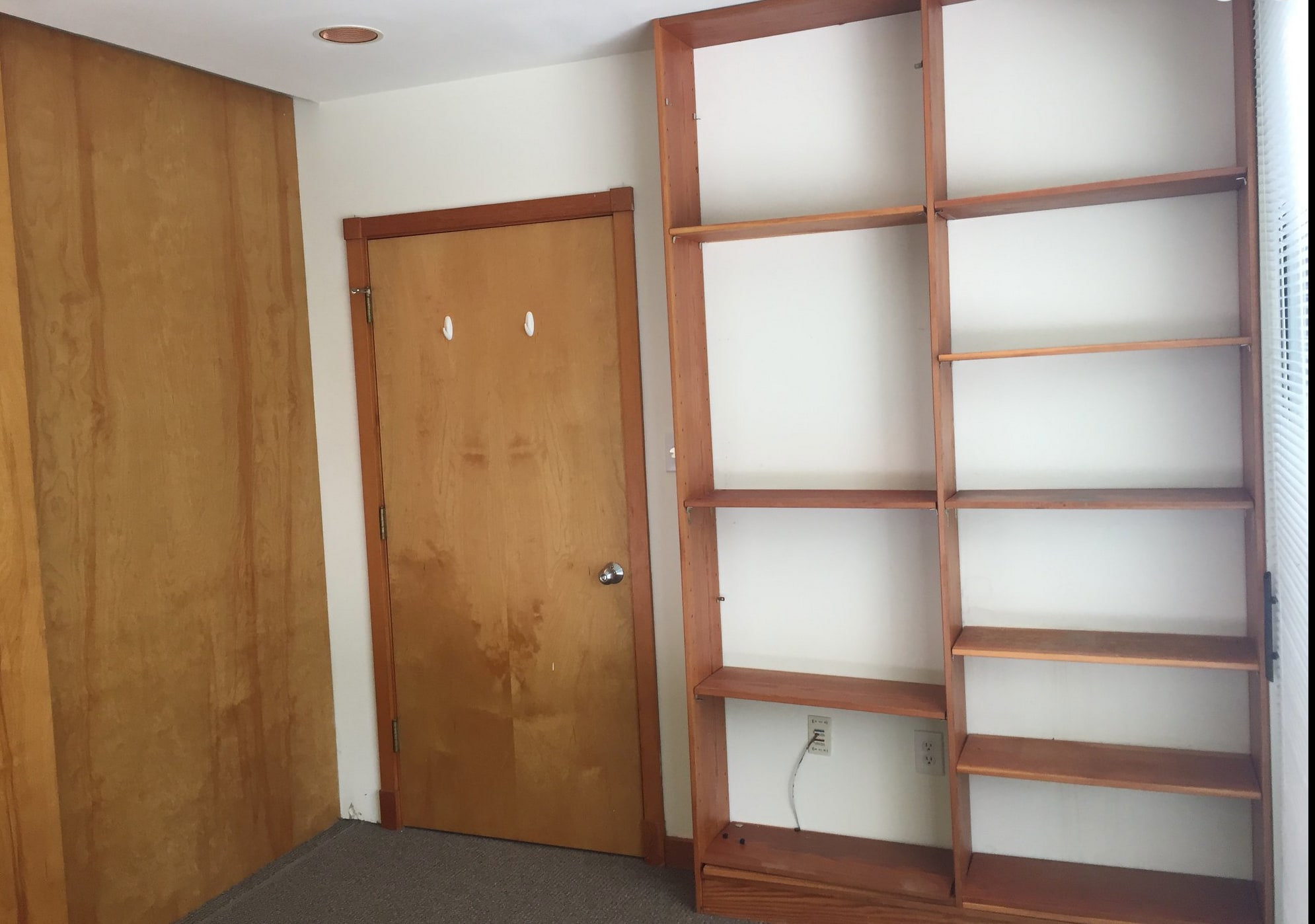 976 Martin Luther King Jr Blvd, Chapel Hill, NC for lease Interior Photo- Image 1 of 2