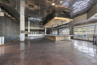 12810 Gulf Fwy, Houston, TX for lease Interior Photo- Image 2 of 6