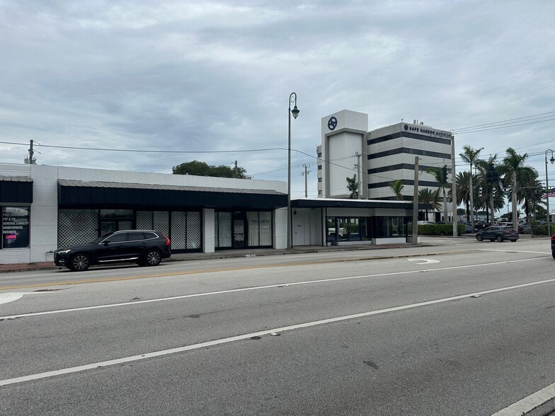 1901-1923 Broadway, West Palm Beach, FL for lease - Building Photo - Image 2 of 3