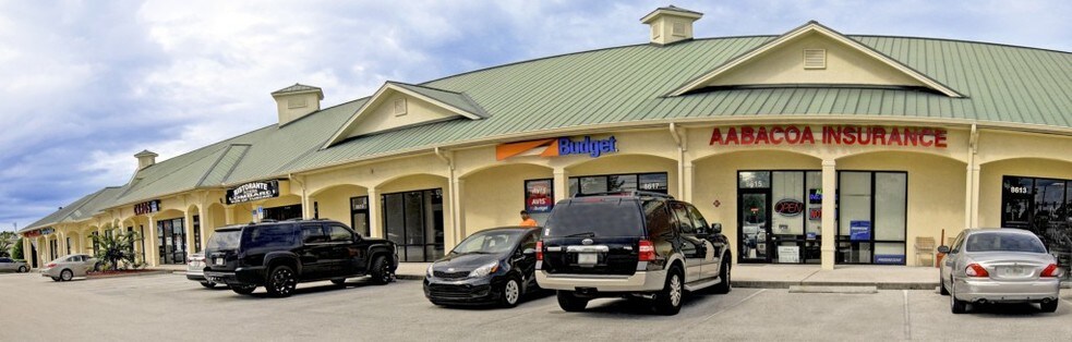8611-8635 US Hwy 1, Port Saint Lucie, FL for lease - Building Photo - Image 3 of 4
