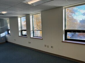 1035 Cambridge St, Cambridge, MA for lease Interior Photo- Image 2 of 5
