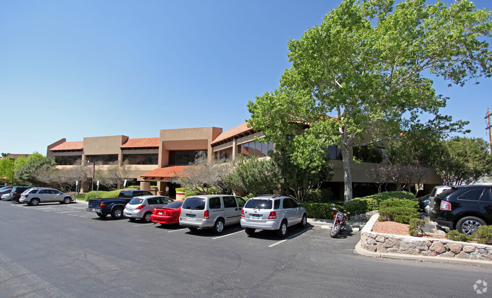 4487 N Mesa St, El Paso, TX for sale - Primary Photo - Image 1 of 1