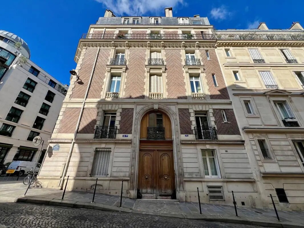 11 bis Rue Balzac, Paris for lease Building Photo- Image 1 of 23