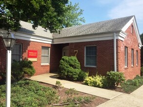 7 S Main St, Branford, CT for lease Building Photo- Image 1 of 9