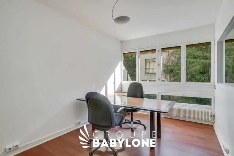 Office in Boulogne-Billancourt for lease - Interior Photo - Image 2 of 16