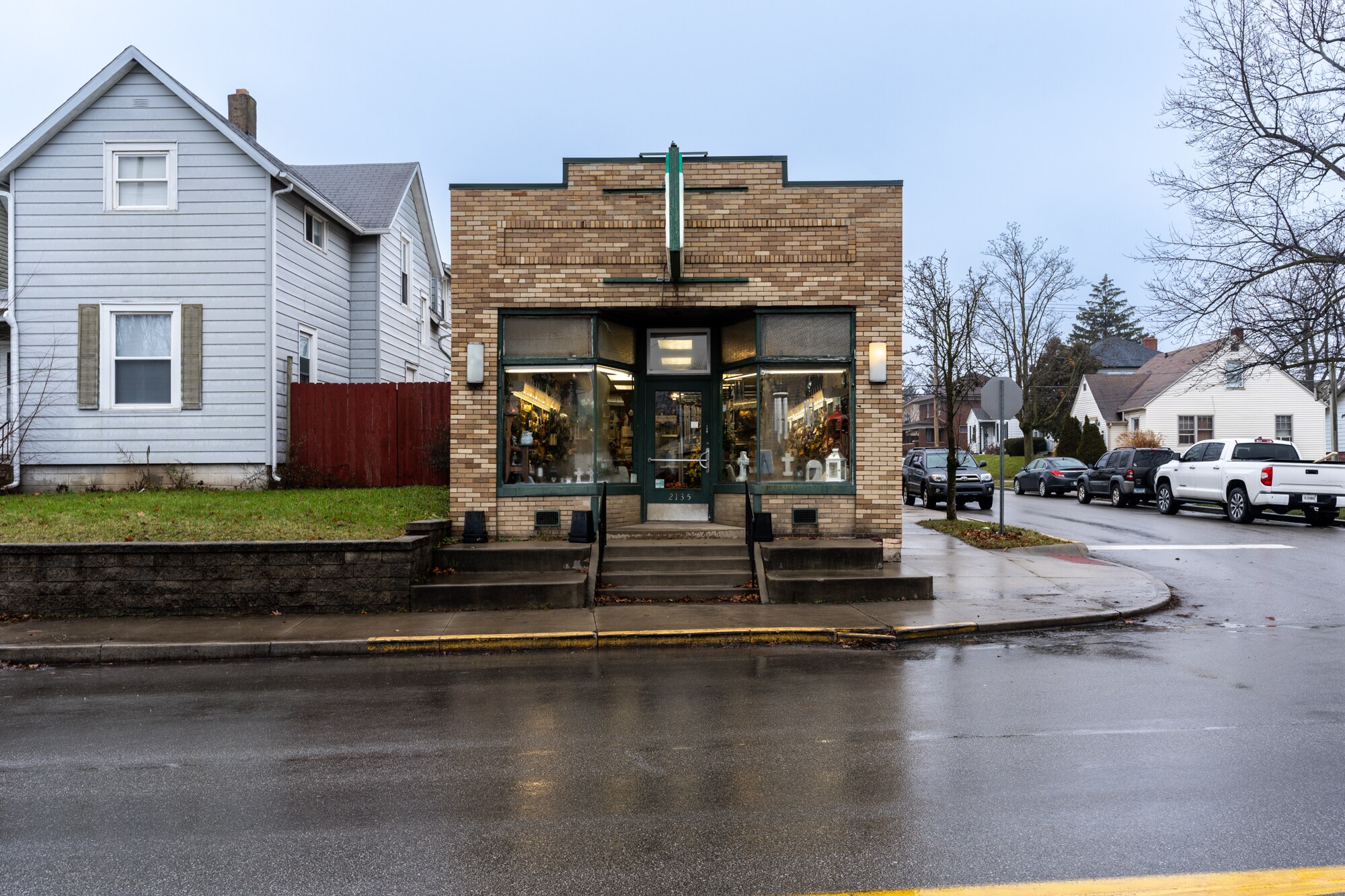 2135 N Wells St, Fort Wayne, IN for sale Building Photo- Image 1 of 1