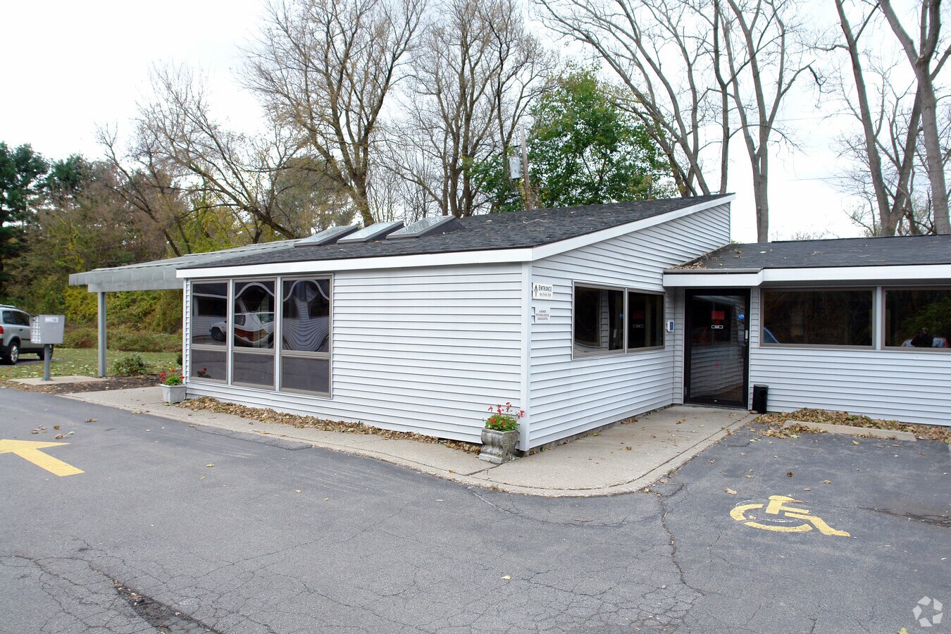 2280 Western Ave, Guilderland, NY 12084