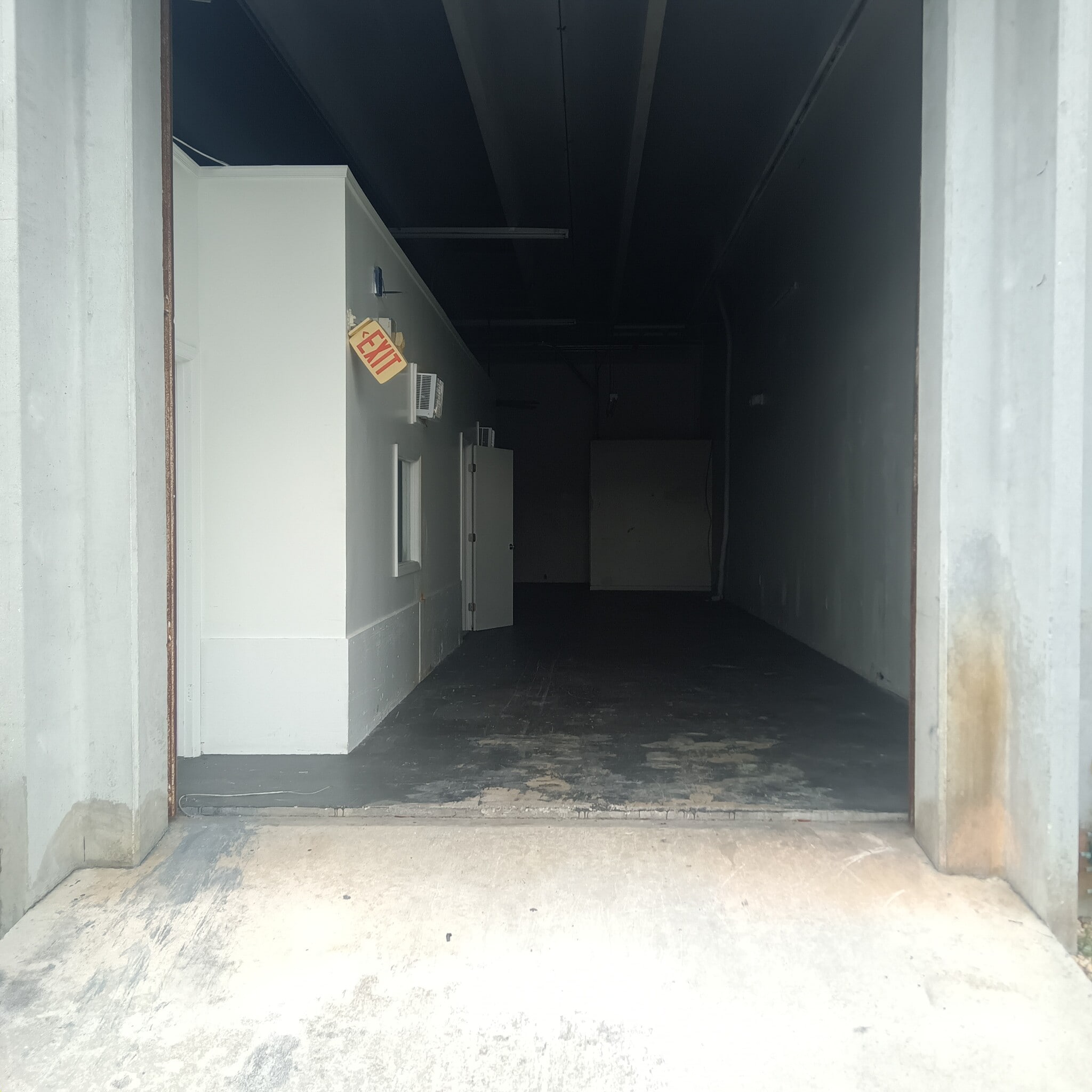 750 E Sample Rd, Pompano Beach, FL for lease Interior Photo- Image 1 of 8