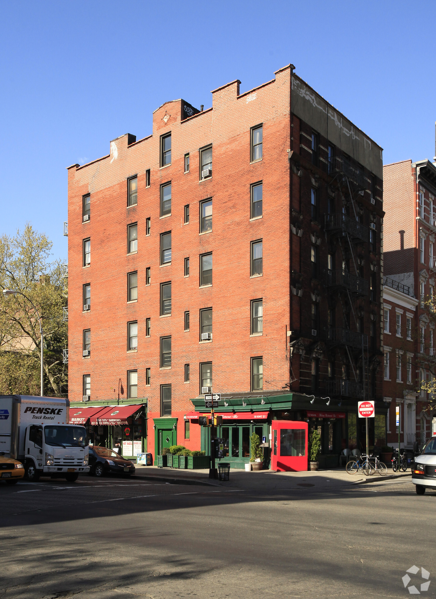 213 Avenue of the Americas, New York, NY for sale Primary Photo- Image 1 of 1