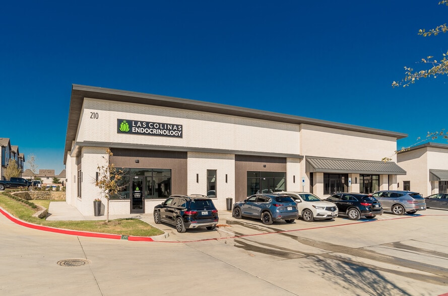 260 W John W Carpenter Fwy, Irving, TX for sale - Building Photo - Image 1 of 6