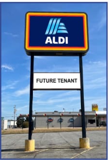 901-1013 E 16th Ave, Cordele, GA for lease - Pylon Photo - Image 3 of 3