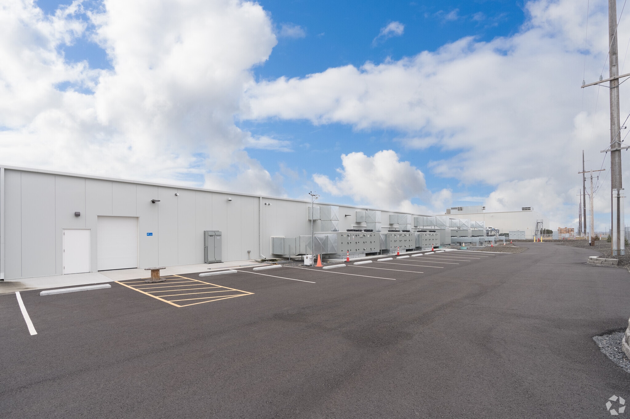 7897 Randolph Rd NE, Moses Lake, WA for lease Building Photo- Image 1 of 27