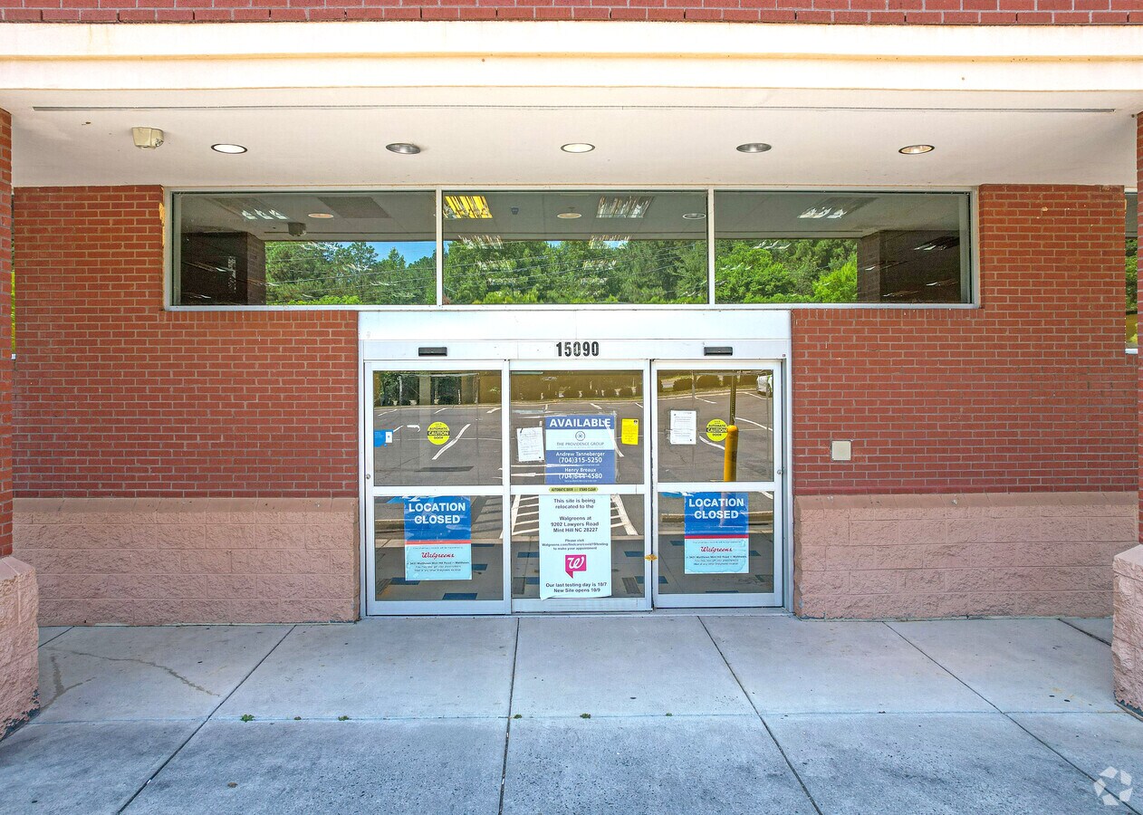 15090 Idlewild Rd, Matthews, NC 28104