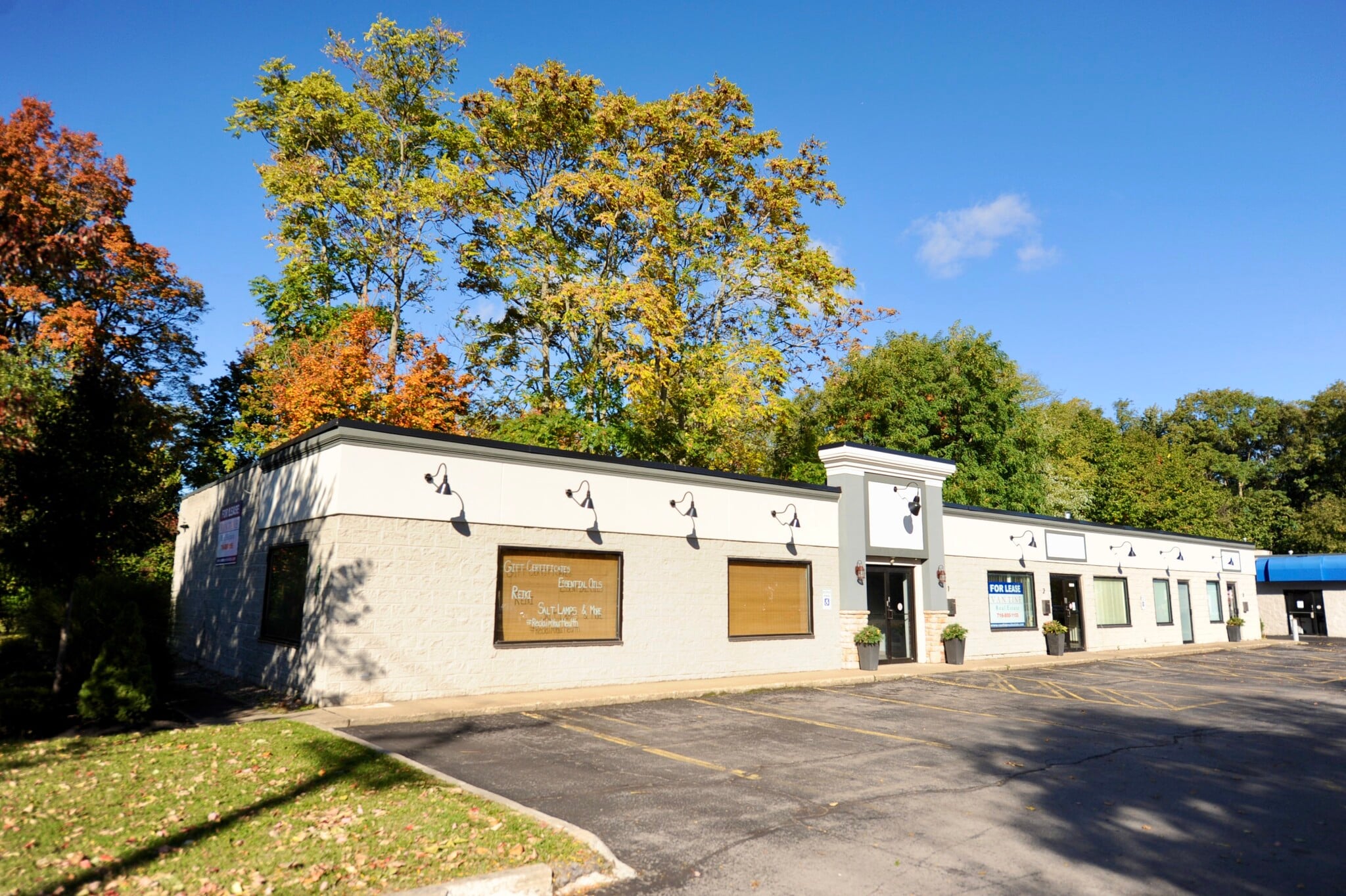 5020 Armor Duells Rd, Orchard Park, NY for sale Building Photo- Image 1 of 1