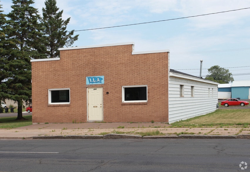 424 Tower Ave, Superior, WI for sale - Primary Photo - Image 1 of 2