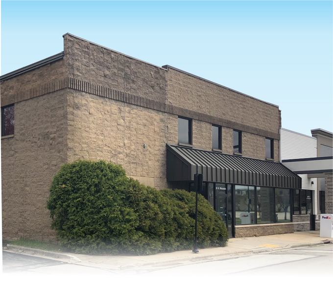 320 N Wisconsin St, De Pere, WI for sale - Building Photo - Image 1 of 1