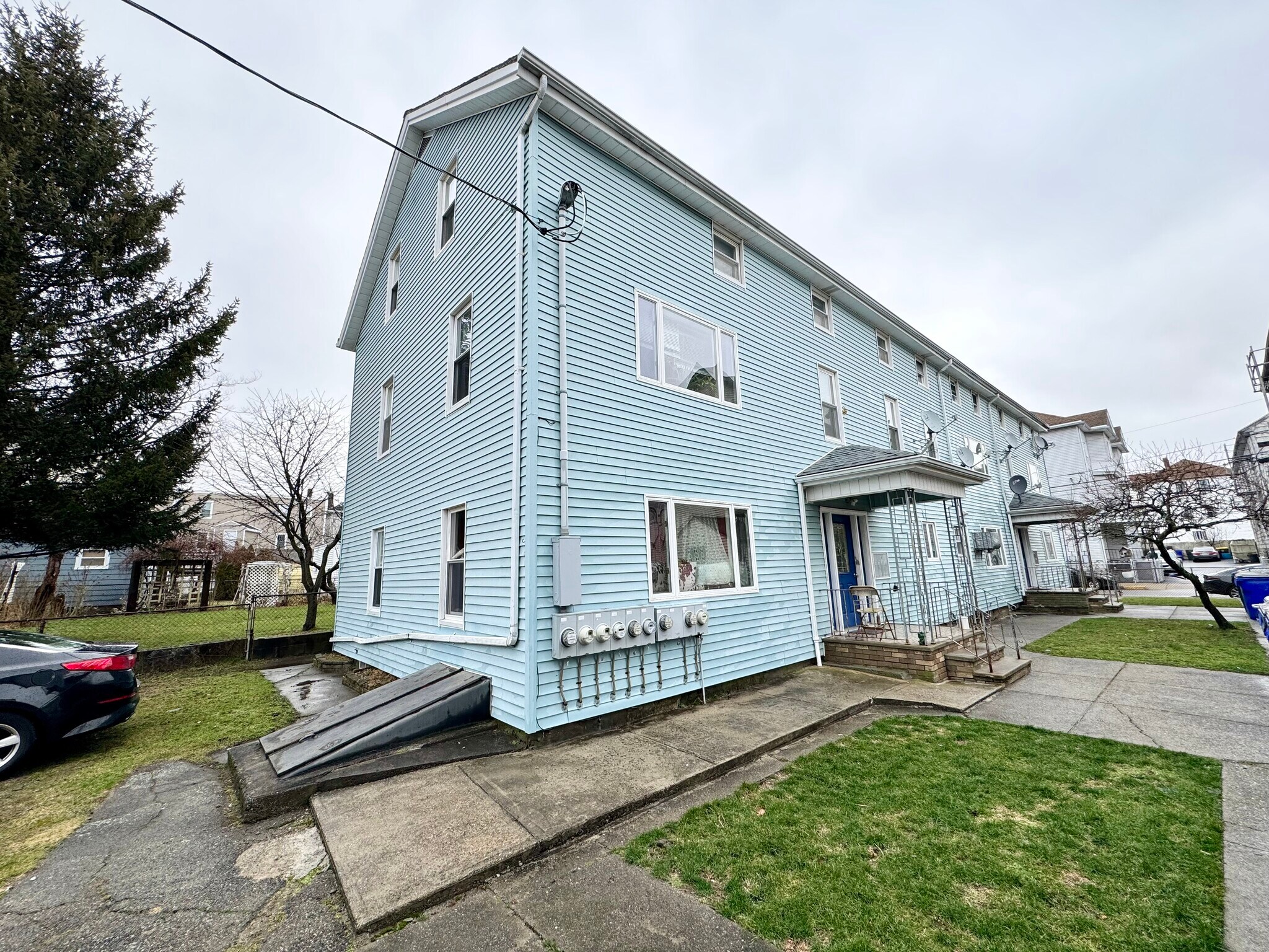 62 Morton St, Fall River, MA for sale Primary Photo- Image 1 of 1