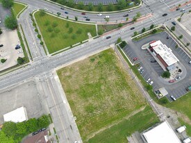 325 W Columbia St, Springfield OH - Parking Garage