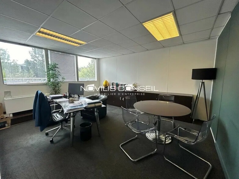 Office in Toulouse for lease - Interior Photo - Image 1 of 5