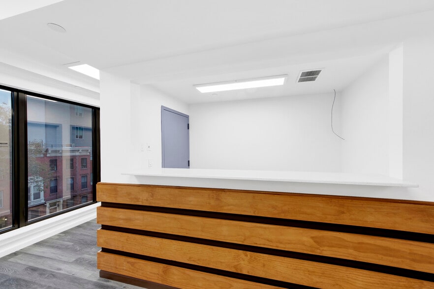 505 168th 4th Fl St, New York, NY for lease - Building Photo - Image 2 of 22