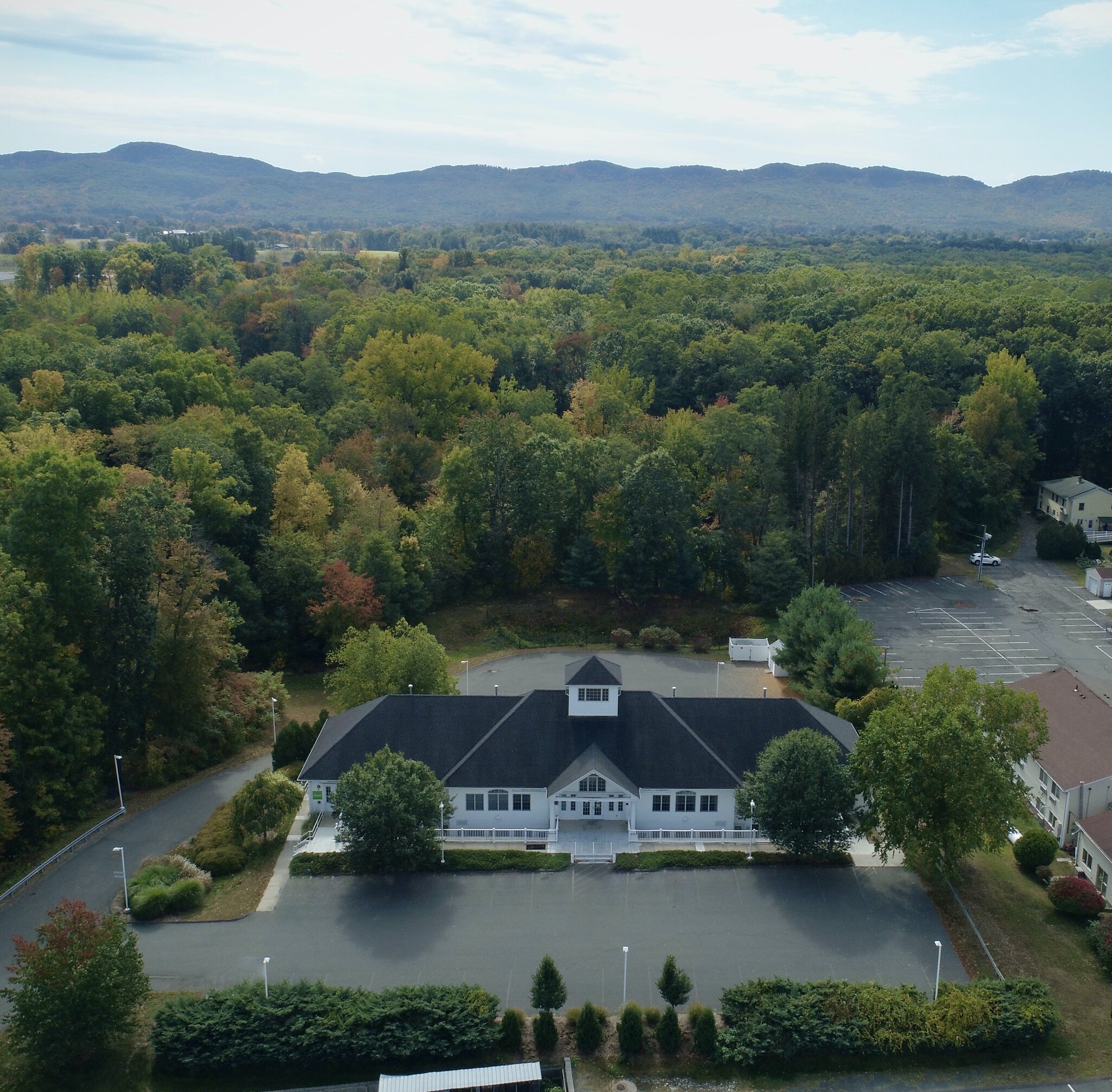 245 Russell St, Hadley, MA for lease Building Photo- Image 1 of 8