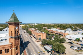 611 S Main St, Grapevine, TX - AERIAL  map view - Image1
