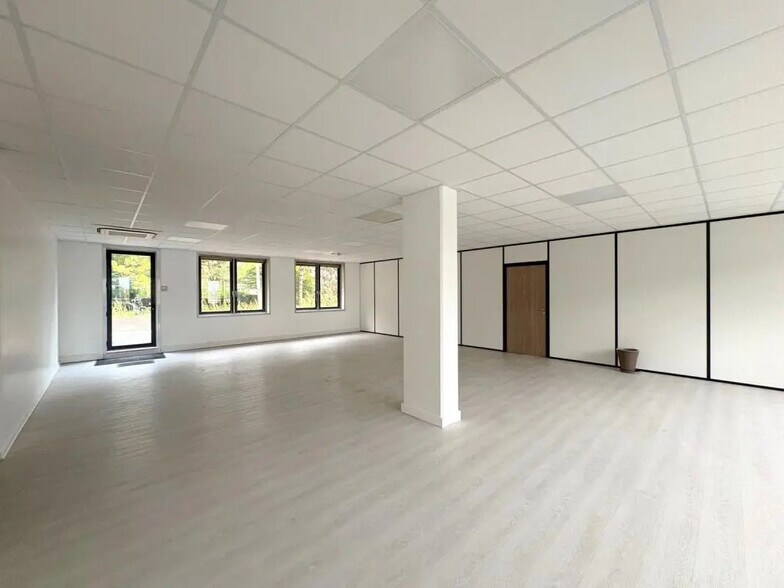 18/20 Rue Des Gaudines, Saint-Germain-en-Laye for lease - Building Photo - Image 2 of 10