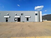 8112 Fraser Av, Fort McMurray AB - Warehouse