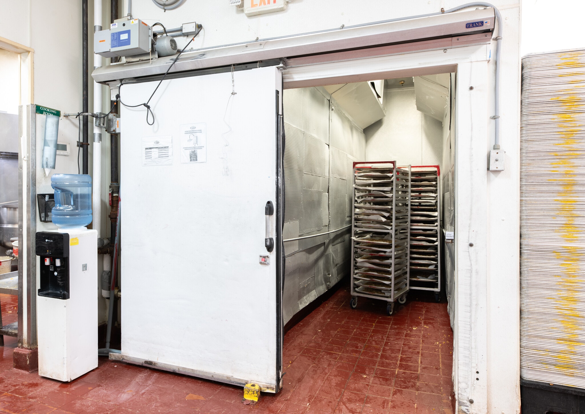 310 Roosevelt Ave, Spring Valley, NY for lease Building Photo- Image 1 of 10