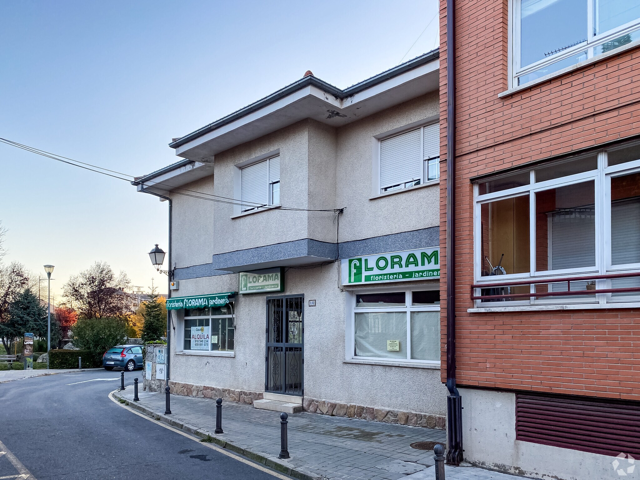 in Guadarrama, Madrid for sale Primary Photo- Image 1 of 1