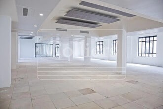 8-10 Rue Jobbé Duval, Paris for lease Building Photo- Image 1 of 16