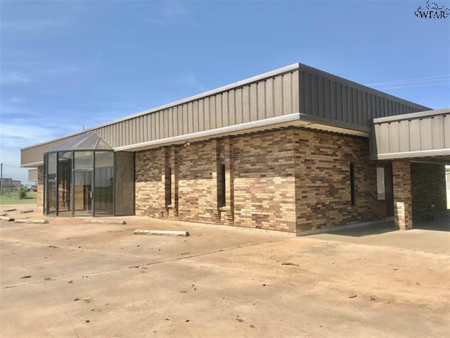 554 Rifle Range Rd, Iowa Park, TX for sale - Building Photo - Image 1 of 1