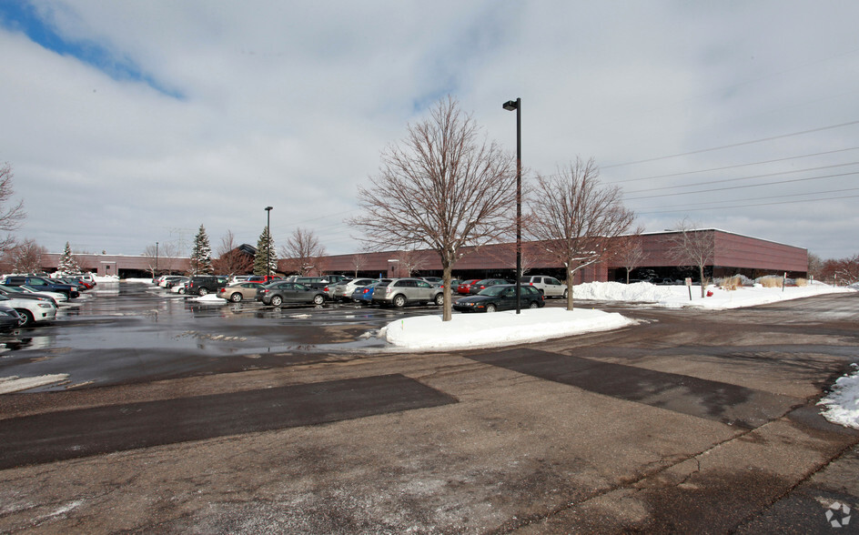 6500 Wedgewood Rd N, Maple Grove, MN for lease - Building Photo - Image 1 of 4