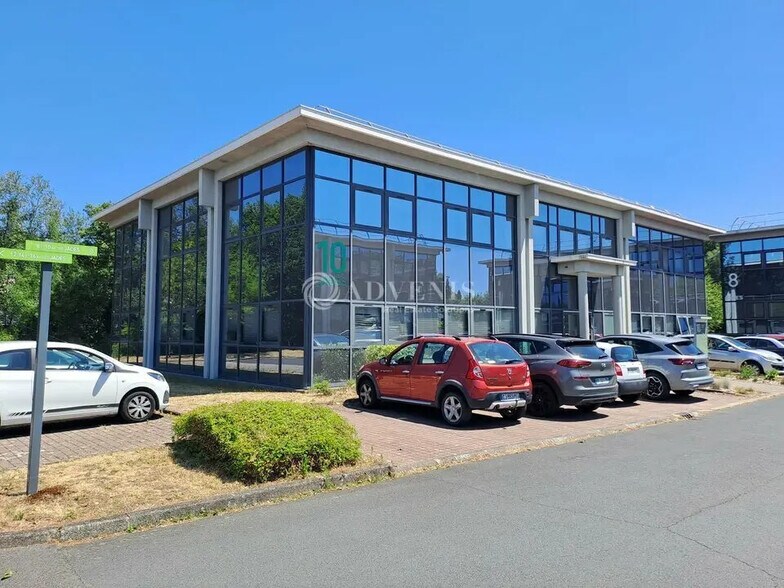 Office in Nantes for lease - Building Photo - Image 1 of 7