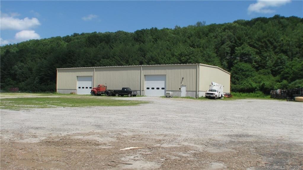 165 Torrington Rd, Winsted, CT for sale Primary Photo- Image 1 of 1