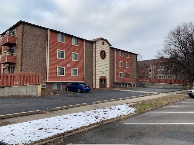 621-645 Waldron St, West Lafayette, IN for sale - Building Photo - Image 1 of 1