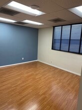 4520 Wilshire Blvd, Los Angeles, CA for lease Interior Photo- Image 2 of 15