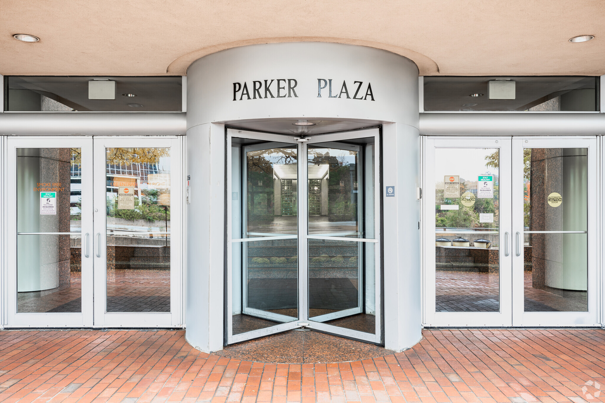 400 Kelby St, Fort Lee, Nj 07024 - 1 Parker Plaza 