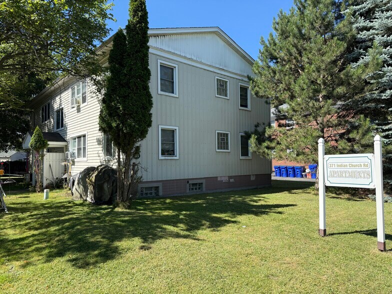 371 Indian Church Rd, Buffalo, NY for sale - Primary Photo - Image 1 of 1