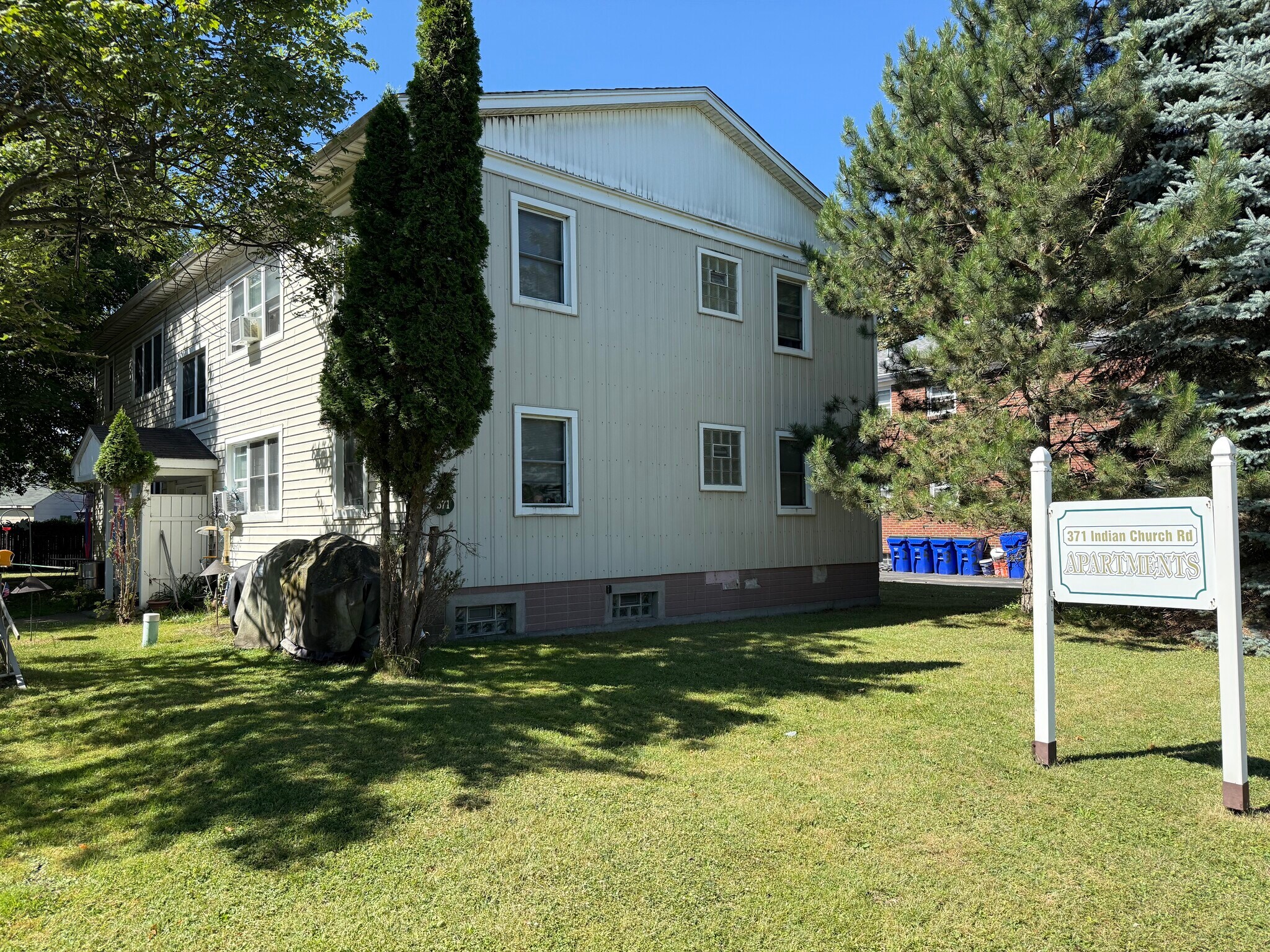 371 Indian Church Rd, Buffalo, NY for sale Primary Photo- Image 1 of 1