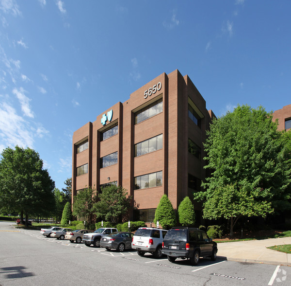 5650 University Pky, Winston-Salem, NC for lease - Building Photo - Image 3 of 12