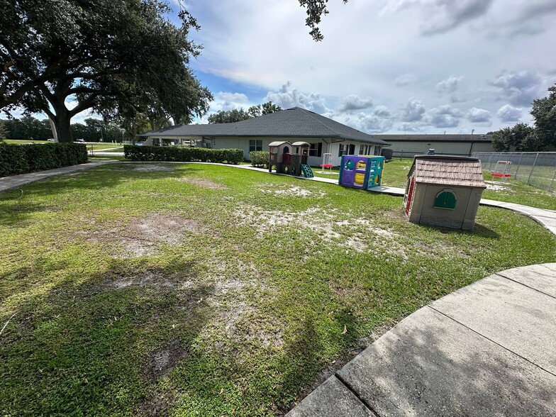 90 S Doverplum Ave, Kissimmee, FL for lease - Building Photo - Image 2 of 23